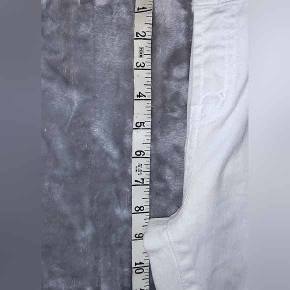 Wonderful White Wax Jeans -Lots of Stretch! - Picture 9 of 12